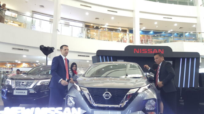 
					Nissan Bantah Grand Livina Terbakar di Palembang Servis di Diler Resmi