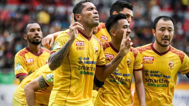 
					Gaji Belum Dibayar, Beto Ungkap Borok Manajemen Sriwijaya FC