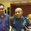 Kasi keselamatan berlayar penjagaan dan patroli KSPO Palembang Suharto (Tengah) dan Kadishub Sumsel Nelson Firdaus (Kiri)
