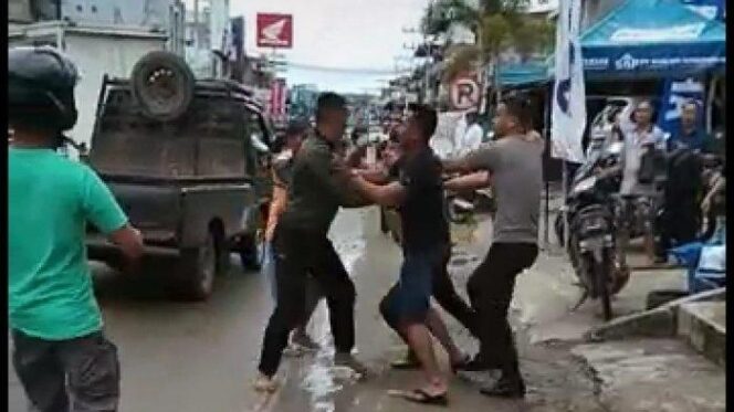 
					Kronologis Perkelahian TNI VS Polisi Di Nias