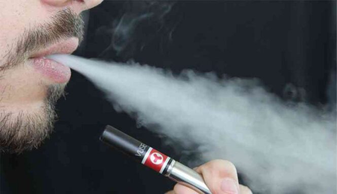 
					Vape Lebih Bahaya dari Rokok, Bisa Timbulkan Penyakit Jantung Kanker dan Paru-Paru