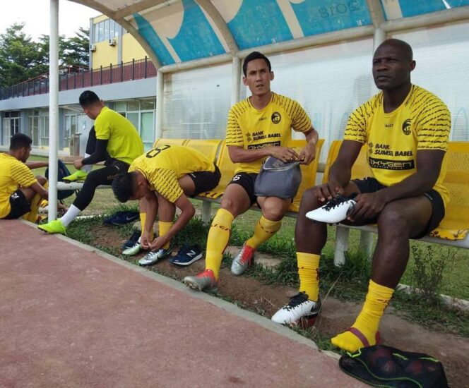 
					Ikut Trial Bersama Sriwijaya FC, Bruno Casimir Bakal Tunjukkan Kualitas