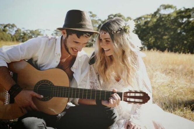 
					Fakta Ilmia Musik Yang Membawa Suasana Romantis