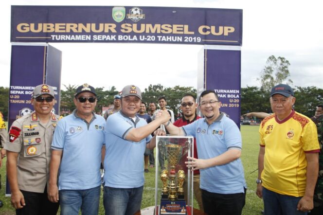 
					Herman Deru Harapkan Lahir Pemain Sriwijaya FC Junior dari Lahat