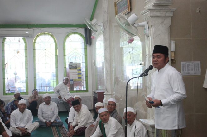 
Safari Jumat Eratkan Silaturahmi antara Umaro, Ulama dan Umat