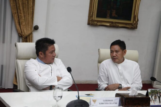 
Herman Deru Ajak Badan Usaha Dukung Pengembangan Desa Wisata di Sumsel