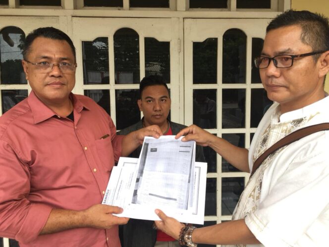 
					Caleg Separtai di Palembang Laporkan Dugaan Penggelembungan Suara 