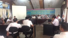 Suasana rapat persiapan musorprovlub di ruang rapat KONI Sumsel, Rabu (15/5). 