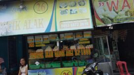 Pempek di kawasan 26 Ilir