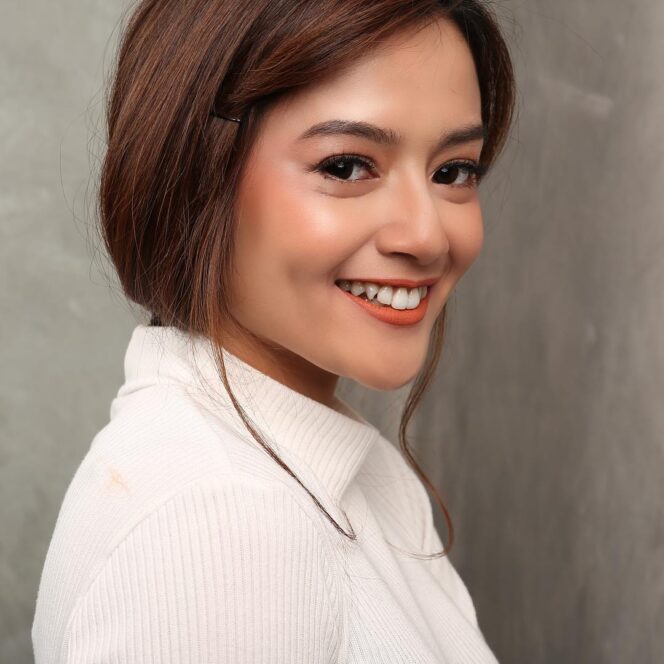 
					Paras Cantik Citra Monica yang Dikabarkan Digerbek Bareng Ivan Seventeen