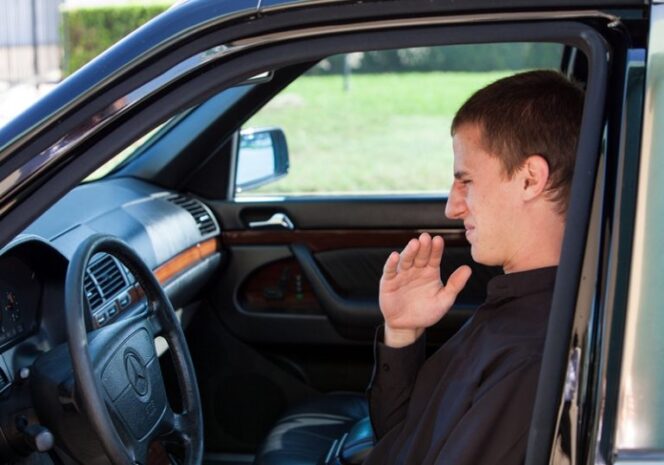 
					Tips Jitu Hilangkan Aroma Tidak Sedap Pada Mobil