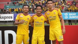 Muhammad Hambali Tholib (Tengah)