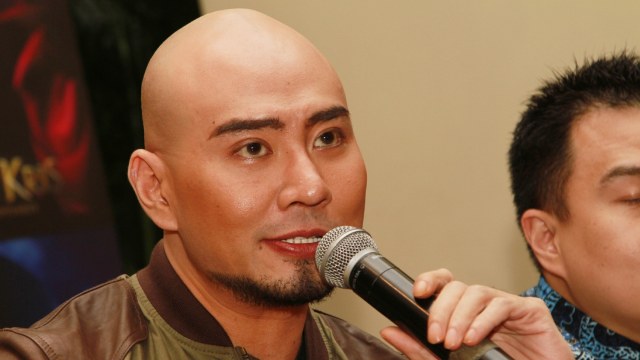 Deddy Corbuzier Syahadat: Reaksi Keluarga Terkuak