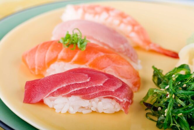 
					Bahaya Mengkonsumsi Sushi Terlalu Sering, Kamu Harus Tahu