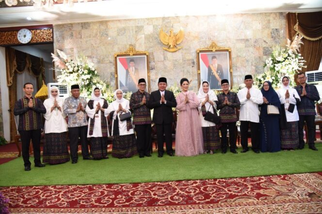 
					Open House Gubernur dengan Bupati/Wako Se-Sumsel Penuh Kehangatan dan Keakraban