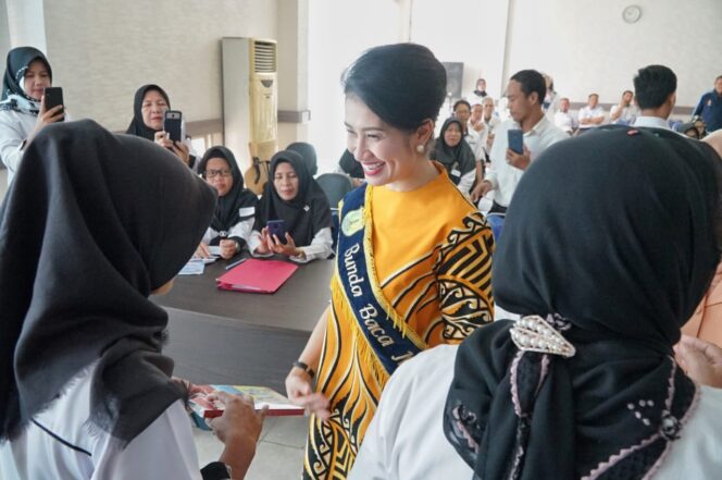 
Thia Yufada: Menulis Akan Membentuk Pola Pikir dan Prilaku Anak