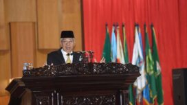 Wakil Gubernur Sumatera Selatan (Sumsel) H. Mawardi Yahya menghadiri Rapat Paripurna LX (60) DPRD Provinsi Sumsel di Ruang Rapat Paripurna DPRD Provinsi Sumsel, Senin (1/7).