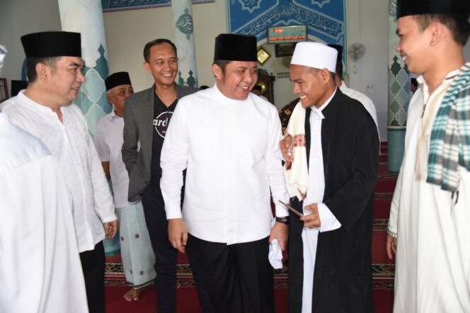 
					Herman Deru Targetkan Rumah Tahfidz Tumbuh Merata di Masjid