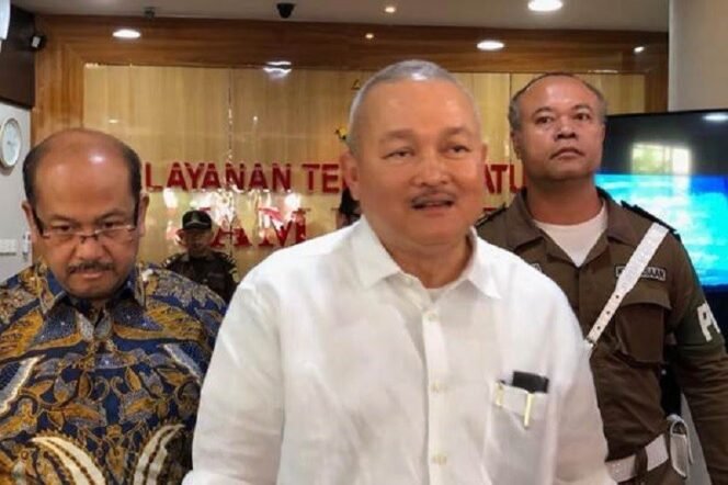 
Alex Noerdin Belum Tersangka, Ini Alasannya