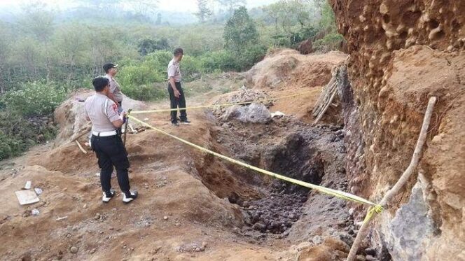 
					Telan Korban, Kapolres Hentikan Tambang Liar di Pagaralam