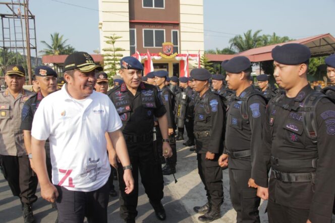 
					Atasi Karhutla di Muba, Ratusan Brimob, Pol PP dan BPBD Sumsel Diterjunkan
