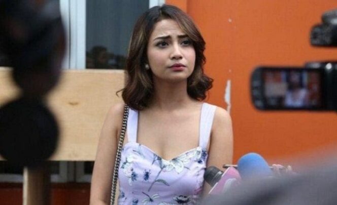 
					Cerita Vanessa Angel Pernah Tidur dengan Lebih 22 Orang di Jeruji Besi