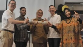 Regional manager BFI Finance Wilayah Sumatera 3, Saestro Wijaya Gunawan bersama pengusaha kopi, dan jajaran instansi Pemprov Sumsel saat kegiatan BFI Coffepreneur.