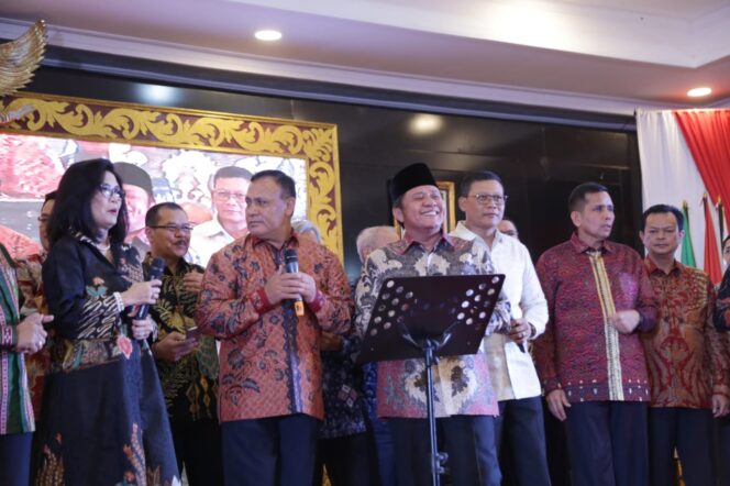 
					Gubernur Sumsel Ingatkan Soal Asap dan Pilkada Serentak ke Kapolda Baru