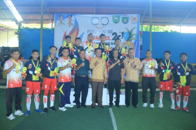 
					Tim Putri Hockey Tuan Rumah Sumbang Medali Emas