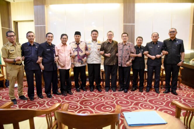 
Herman Deru Minta Koperasi Pegawai Rancang Inovasi Bisnis