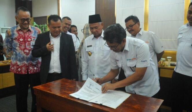 
MoU Dengan PT Esemka, OKU Timur Bakal Bangun Kawasan Industri