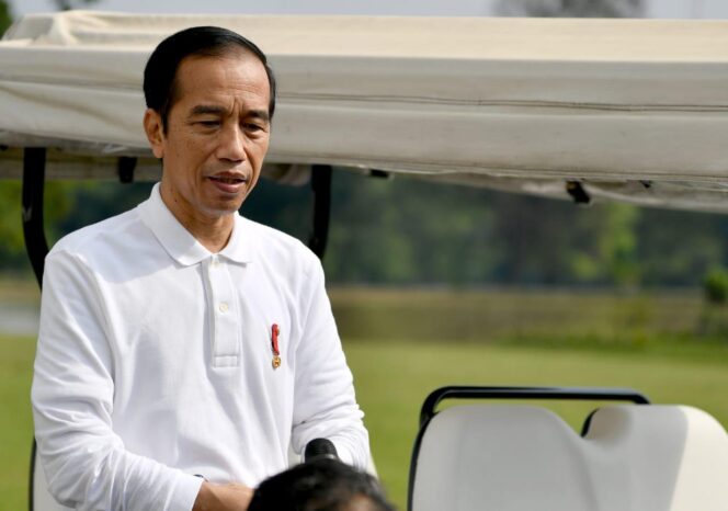 
Jokowi Sampaikan Dukacita atas Berpulangnya Pramono Edhie Wibowo