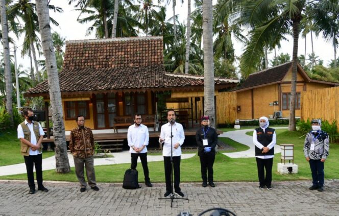 
Jokowi Puji Upaya Prakondisi Sektor Pariwisata Banyuwangi