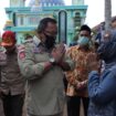 Bupati Musi Banyuasin Dodi Reza Alex Melihat Panti Asuhan Elnuza Yang Terbakar (Dok. Pemkab Muba)