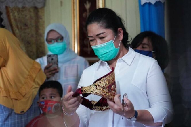 
Feby Deru Inisiatif Lestarikan dan Perkenalkan Sulam Angkinan Khas Palembang