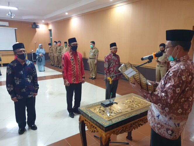 
Kakanwil Sumsel Lantik 3 Pejabat Eselon IV