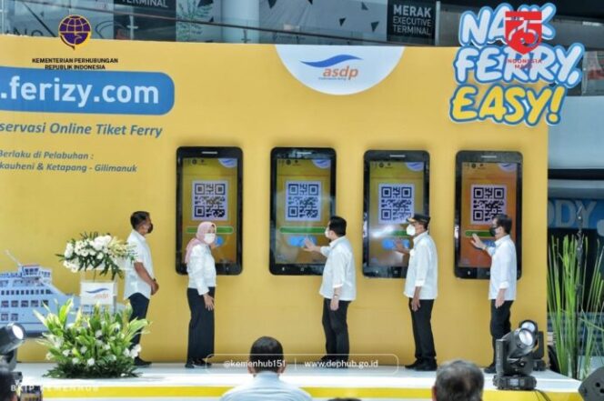 
Pemerintah Resmikan Layanan Pembelian Tiket ‘Online’ Kapal Penyeberangan