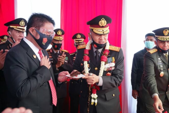 
Peringati HUT Bhayangkara ke-74, Ini Pesan Herman Deru