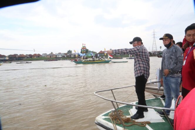 
Herman Deru Angkat Promosi Daerah Melalui Olahraga Dayung Perahu Bidar