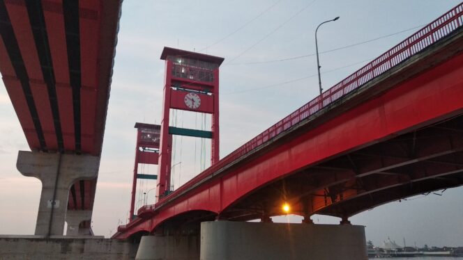 
					Suasana Jembatan Ampera Palembang (Dok. Urban Id)