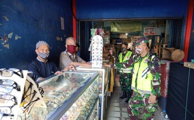 
					New Normal, Satgas Covid-19 Muba Tinjau Protokol Kesehatan di Pasar-Pasar