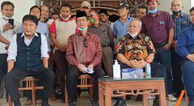 
					Dua Parpol Dukung Maju ke OKU Timur , Eddy Yusuf : Saya Ongkang-Ongkang Kaki