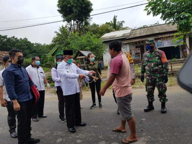 
					Bupati OKU Timur Tinjau Posko Pemantauan Covid-19 dan Dapur Umum