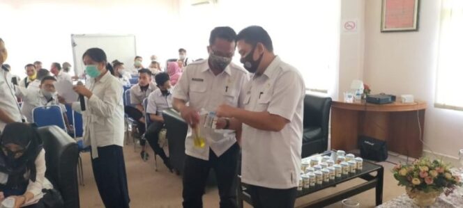 
					Kaget, Puluhan Pegawai Perkebunan Tes Urine Mendadak