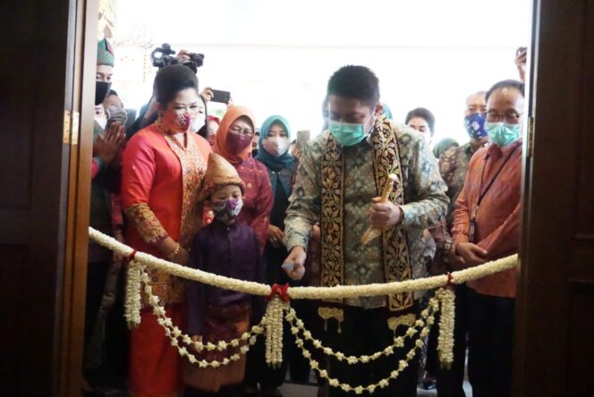 
Herman Deru Targetkan Kriya Sriwijaya Jadi ‘Icon’ Kearifan Lokal Sumsel