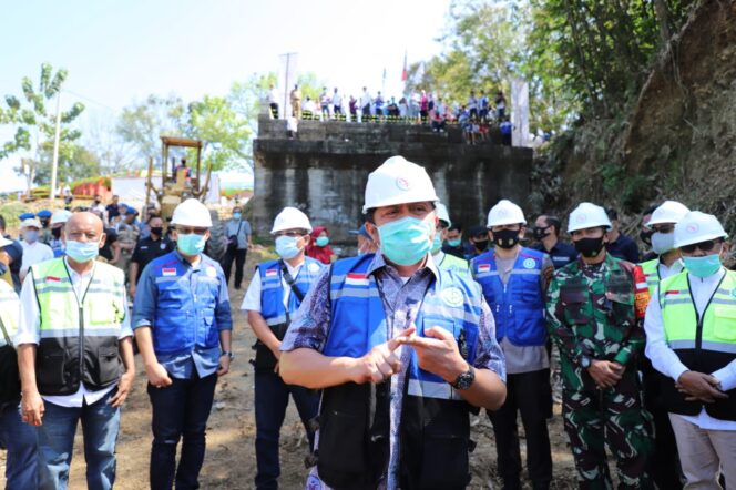 
Herman Deru Tunaikan Janjinya Perbaiki Infrastruktur Jembatan Hingga Irigasi