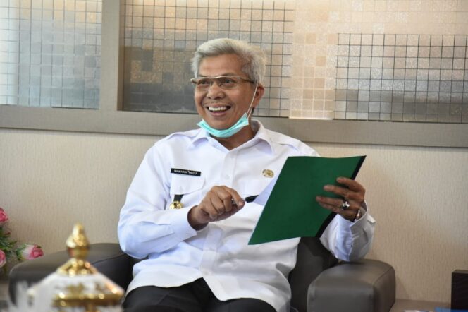 
					Mawardi Yahya Beri Dana Stimulan untuk Kemajuan PKBM Khoirul Ummah