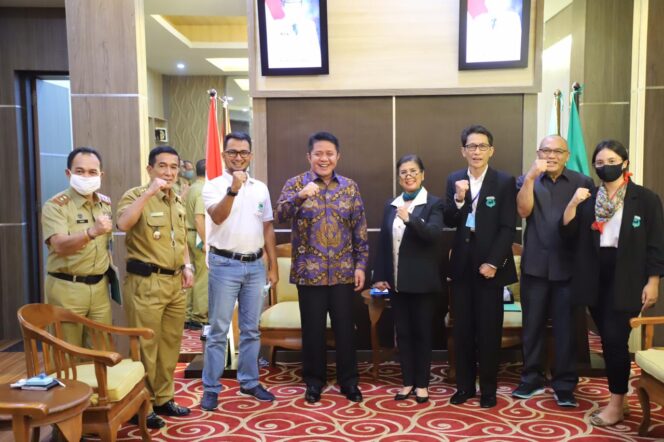 
Herman Deru Dapat Restu Bangun Venue Berkuda di Jakabaring