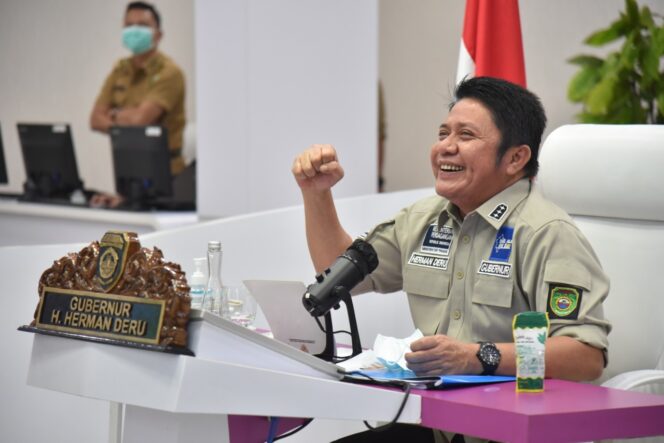 
					Herman Deru Pastikan Penanganan Covid-19 Masih Intensif