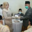 bupati okut kholid mawardi menggelar akad nikah di tengah pandemi covid-19
